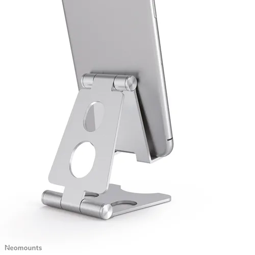 Neomounts by Newstar DS10-150SL1 Foldable phone stand - Silver Specifications General Min. screen size*: 0 inch Max. screen size*: 4,7 inch Screens: 1 Desk mount: Stand Functionality Type: Tilt Tilt (degrees): 270° Width: 6,3 cm Depth: 7,2 cm Height:...-Dexter Computer
